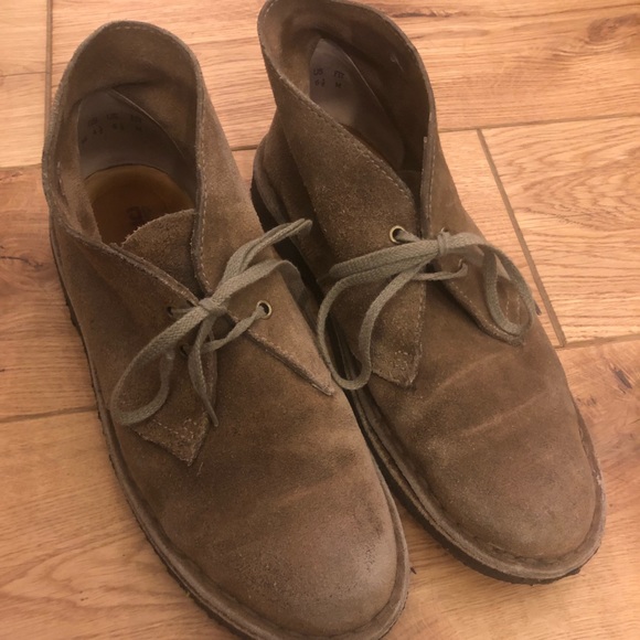 clarks desert boots 6.5